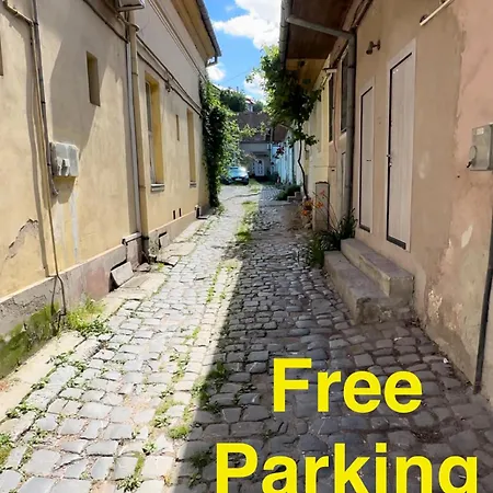 4friendscentrubrasov