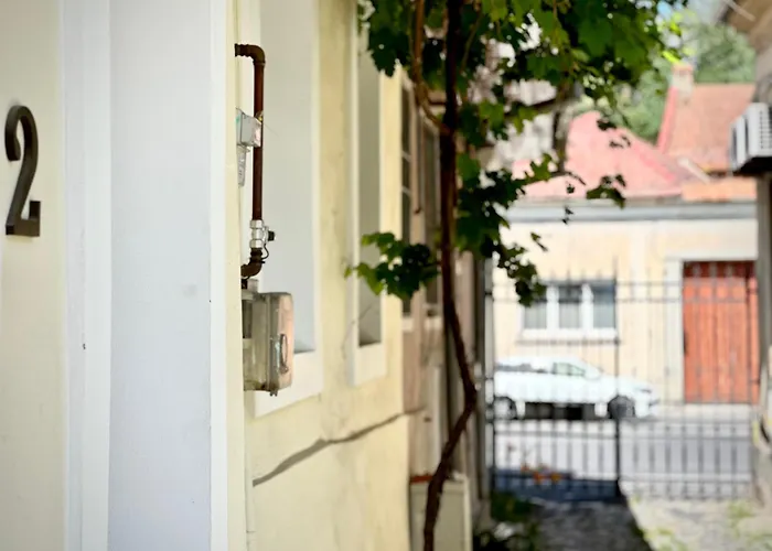 4friendscentrubrasov דירה *